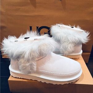 UGG CLASSIC ULTRA MINI CHALET IN REEF BLUE SZ 9,10 NEW IN BOX